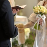 Suknia ślubna – kupić czy wypożyczyć?