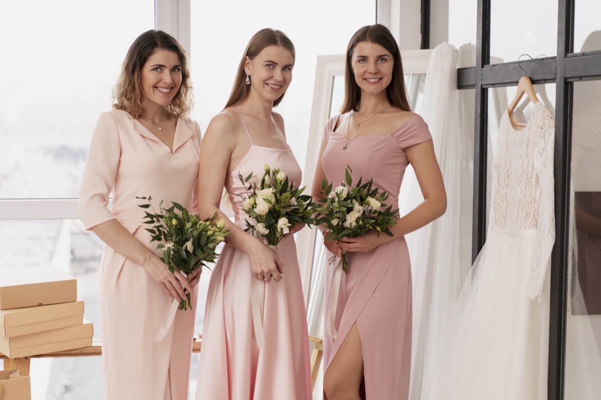 Obowiązki świadkowej lista - co powinnaś wiedzieć na wesele?